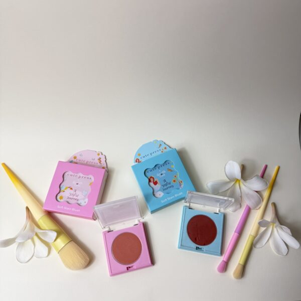 بلاشر ، ايشادو
Blush and Eyeshadow palette ( 2 in 1 )