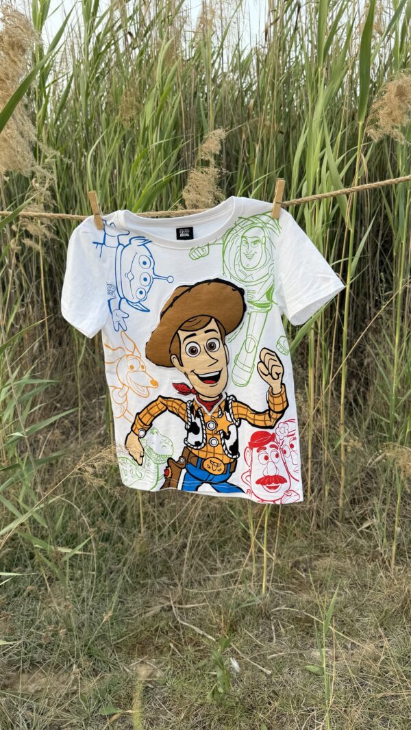 قميص ديزني متوفر سايزات للبنات والاولاد